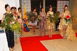 Colombian Flower Growers Continue Promos in Japan