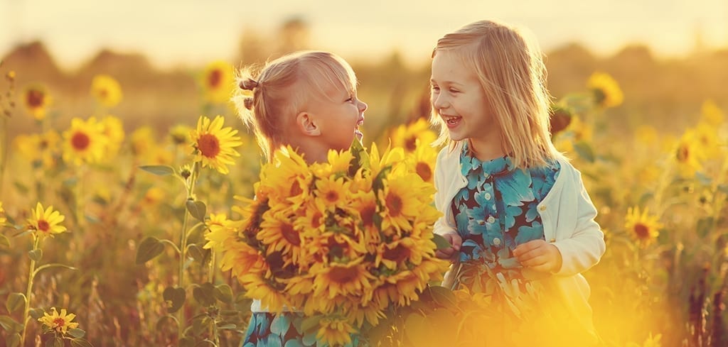 New Book on ‘Friendly’ Evolution Highlights Flowers