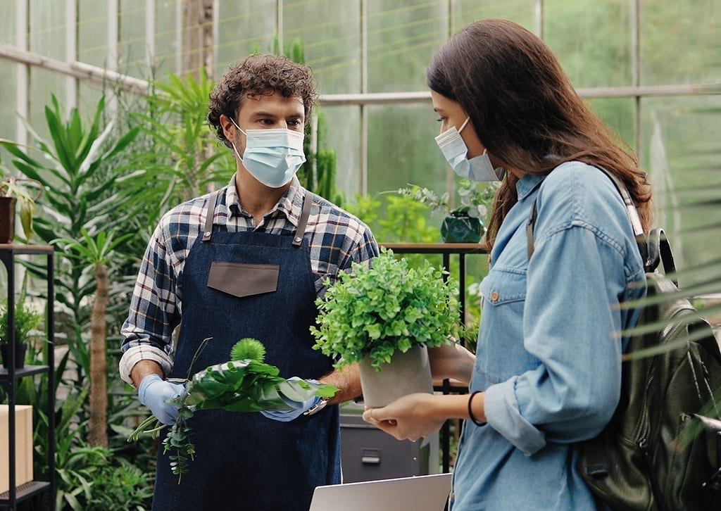 Attract and Retain a Strong Workforce With These 4 Tips