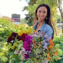 Rocio Silva, AIFD, PFCI, of Instituto Mexicano Tecnio Floral in Monterrey, Nuevo leon, Mexico